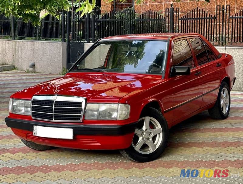 1984' Mercedes-Benz 190 photo #1