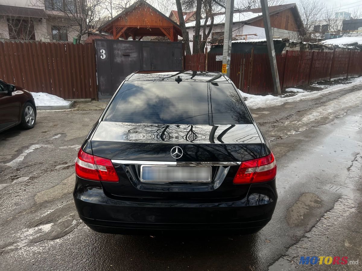 2011' Mercedes-Benz E Класс photo #5