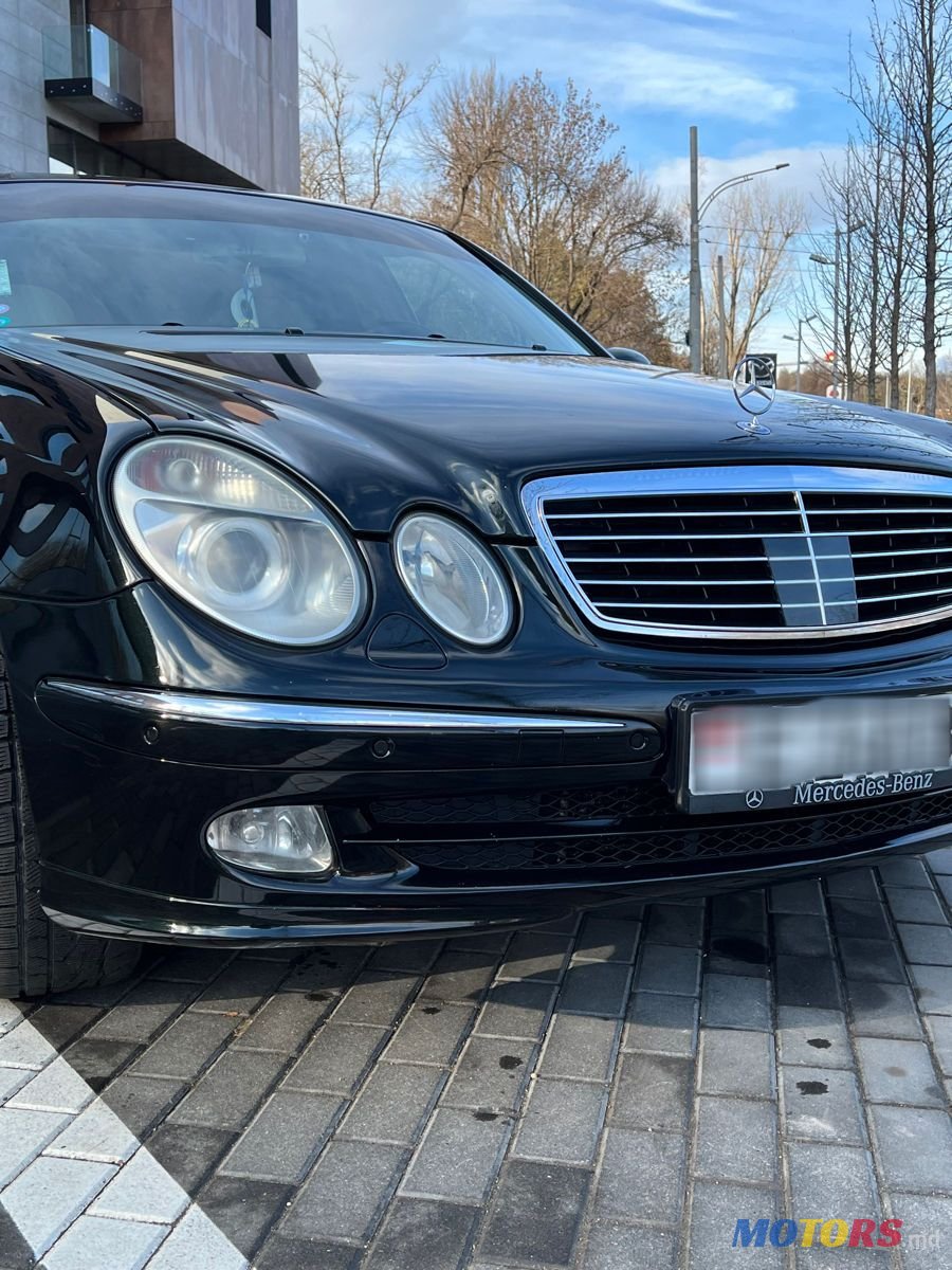 2003' Mercedes-Benz E Класс photo #4
