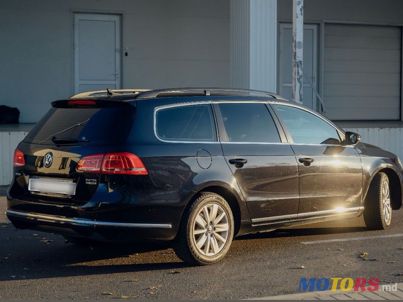 2014' Volkswagen Passat photo #4