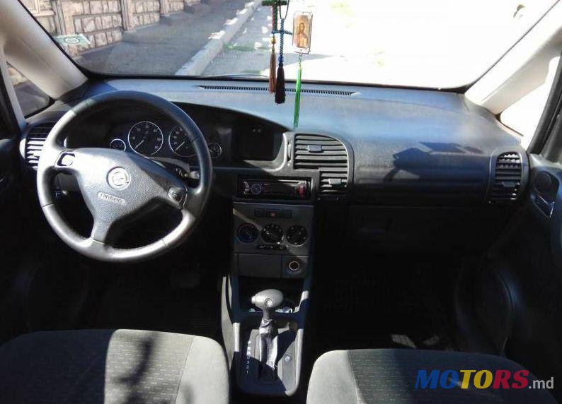 2003' Opel Zafira photo #2