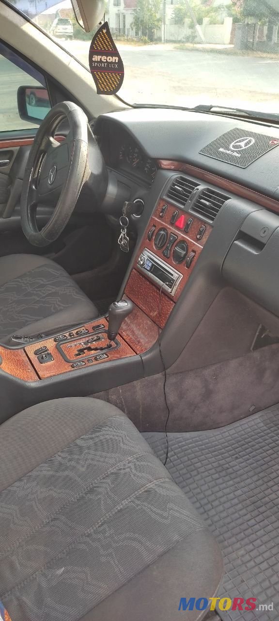 1999' Mercedes-Benz E Класс photo #4