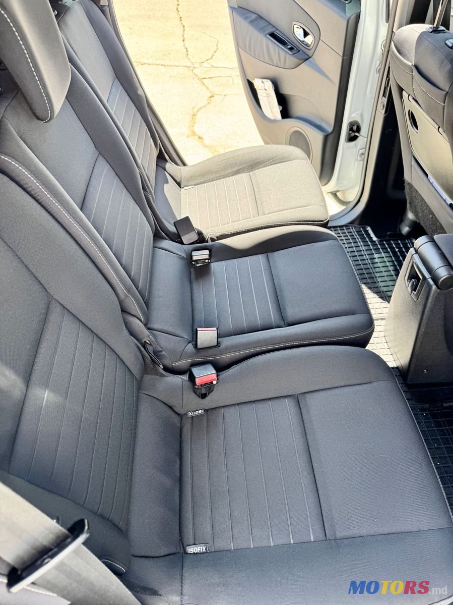 2014' Renault Grand Scenic photo #5