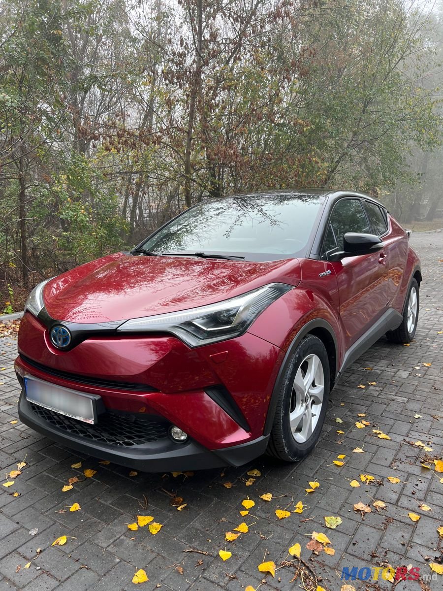 2018' Toyota C-HR photo #3