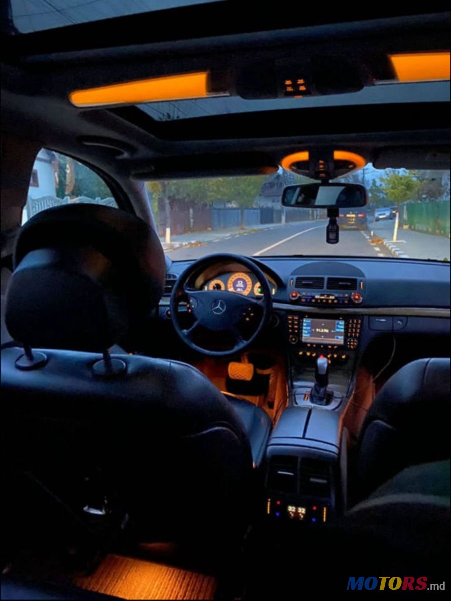 2005' Mercedes-Benz E-Class photo #1