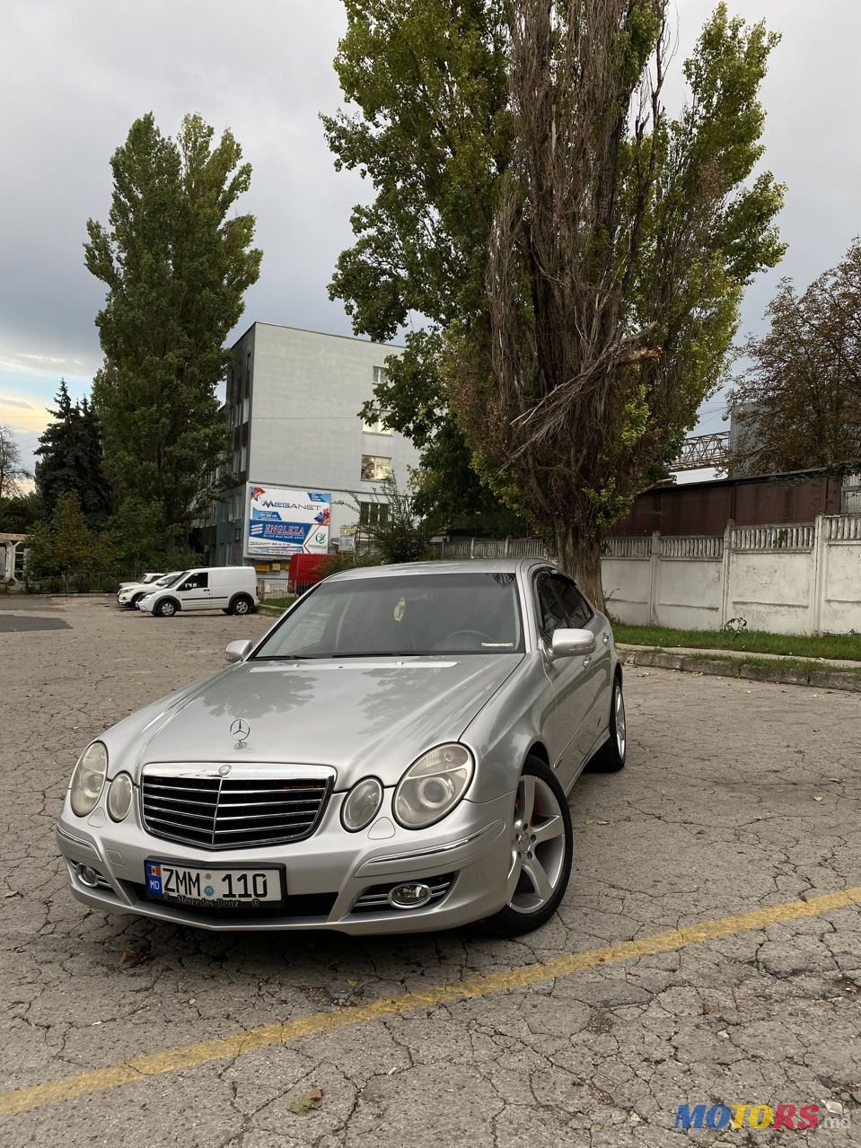 2004' Mercedes-Benz E Класс photo #2