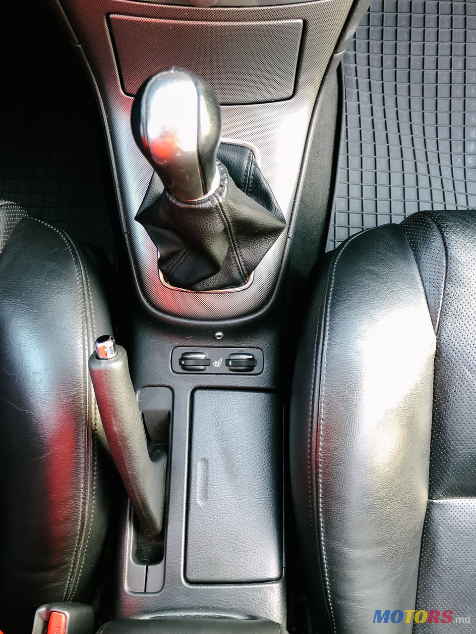 2006' Toyota Avensis photo #5