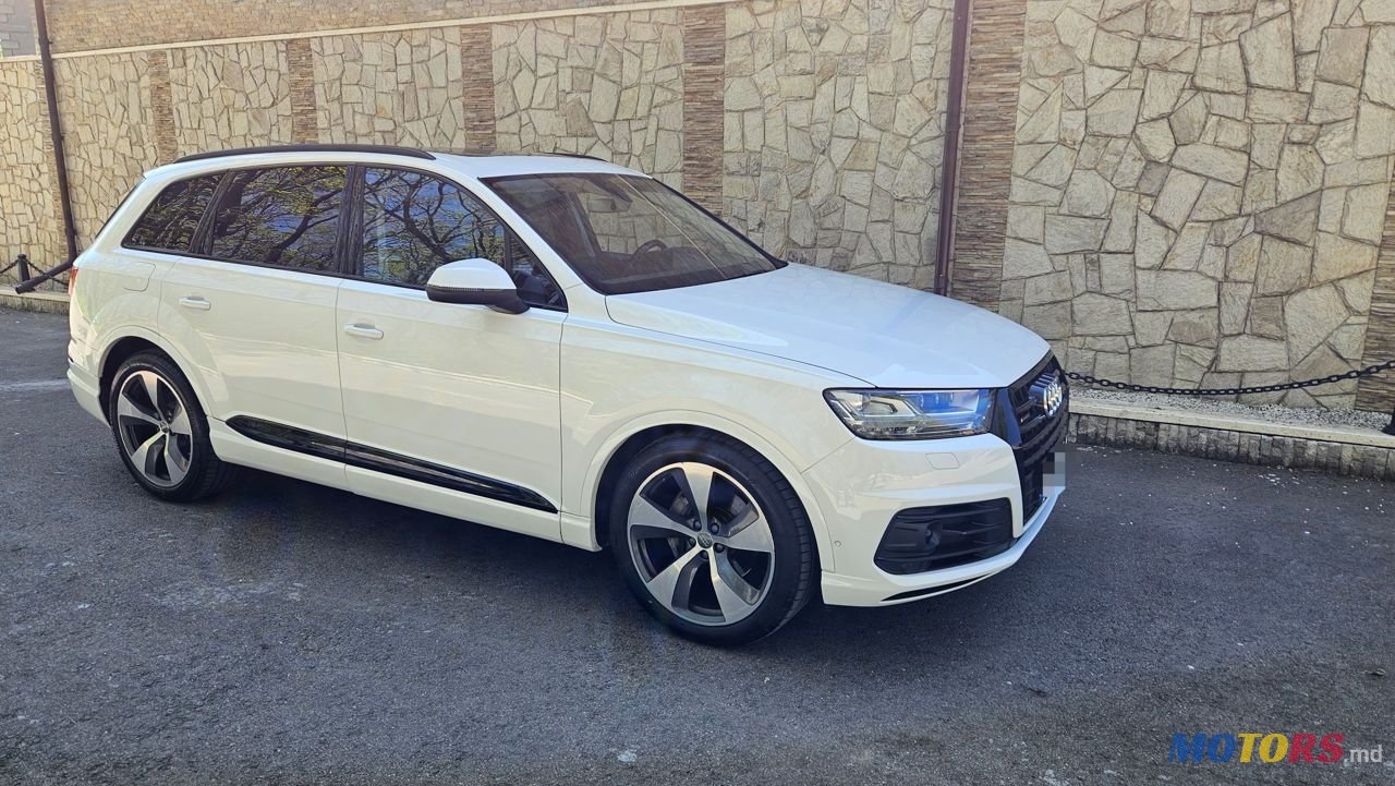 2015' Audi Q7 photo #3