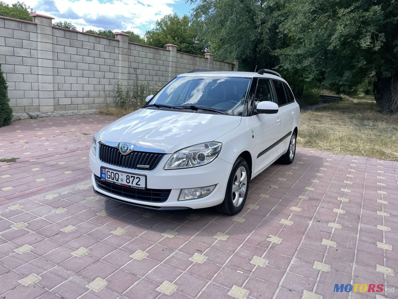 2011' Skoda Fabia photo #1