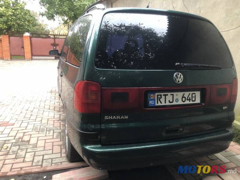 2001' Volkswagen Sharan photo #4