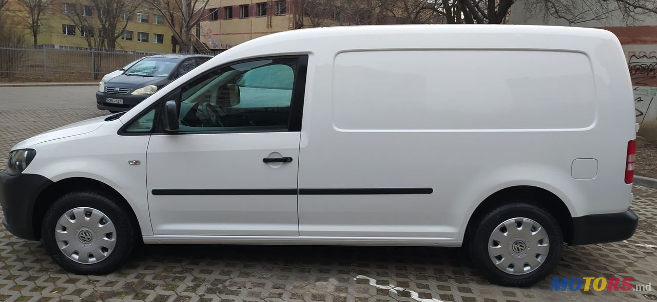 2013' Volkswagen Caddy photo #3