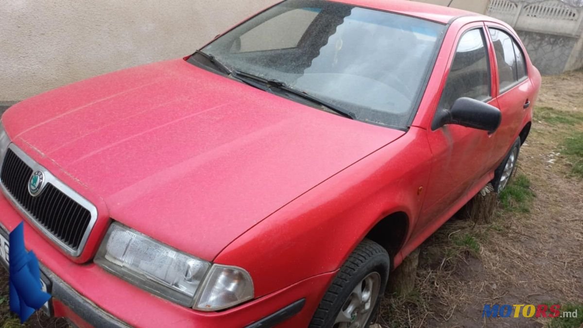 1999' Skoda Octavia photo #2
