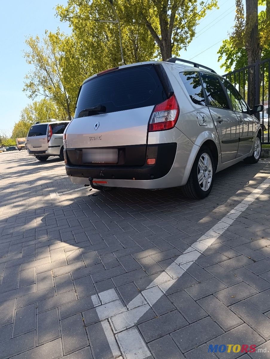 2007' Renault Grand Scenic photo #3