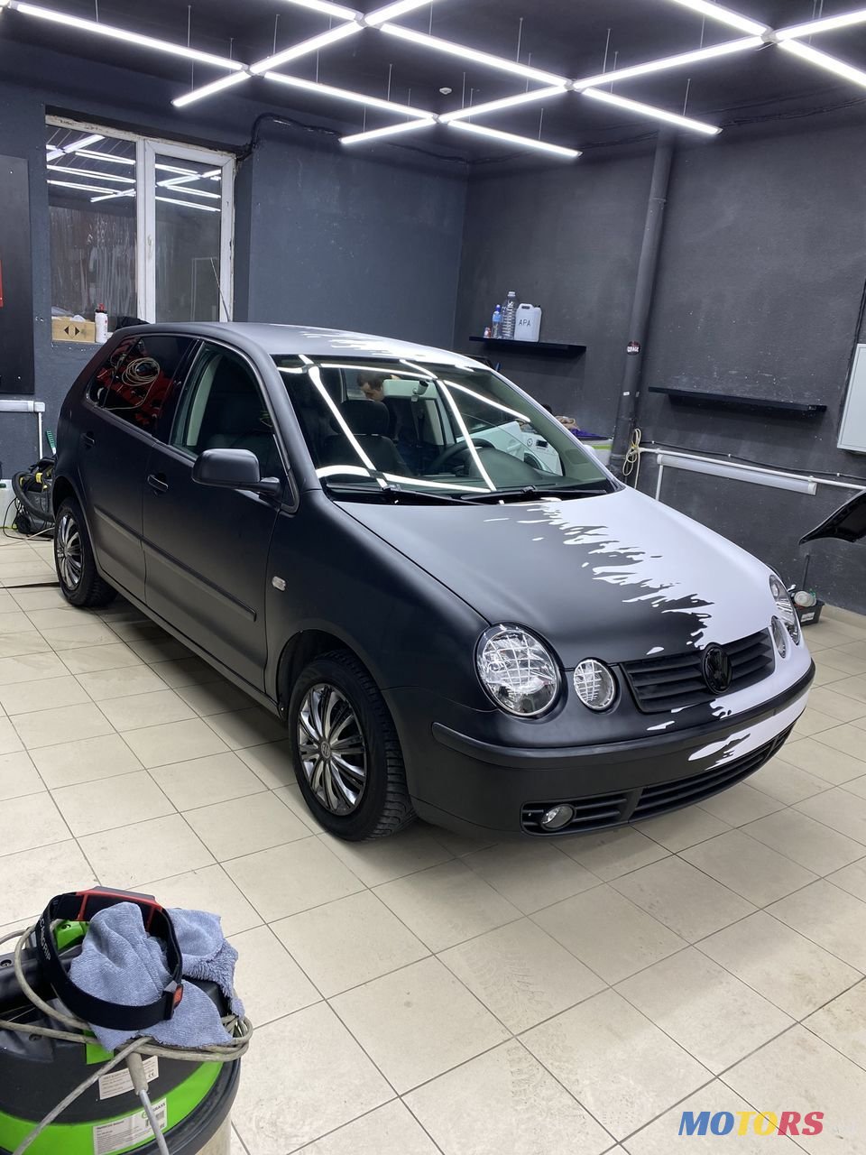 2003' Volkswagen Polo photo #1