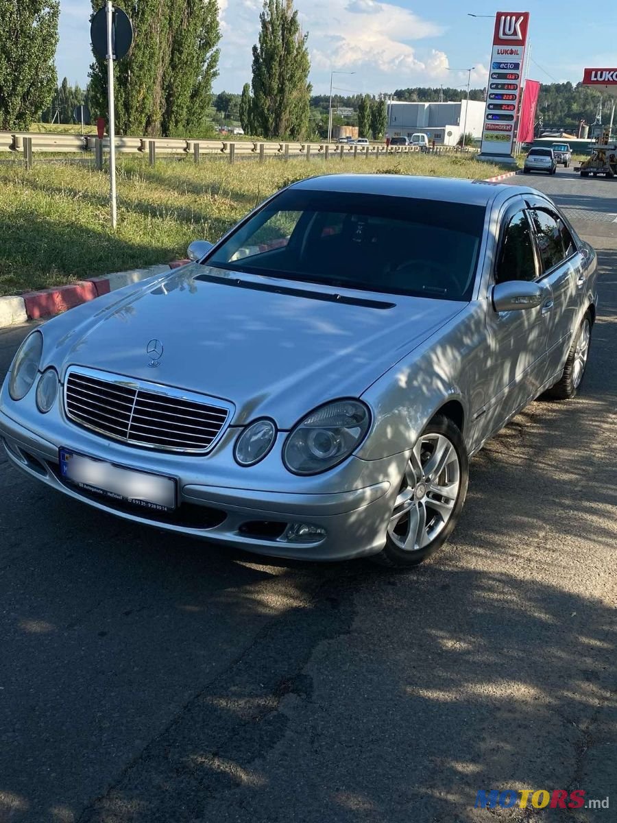 2003' Mercedes-Benz E-Class photo #1