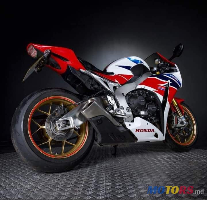 2014' Honda CBR1000RR SP photo #3