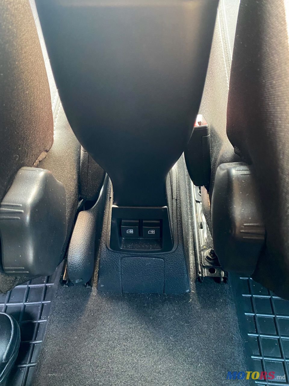 2014' Dacia Logan Mcv photo #5