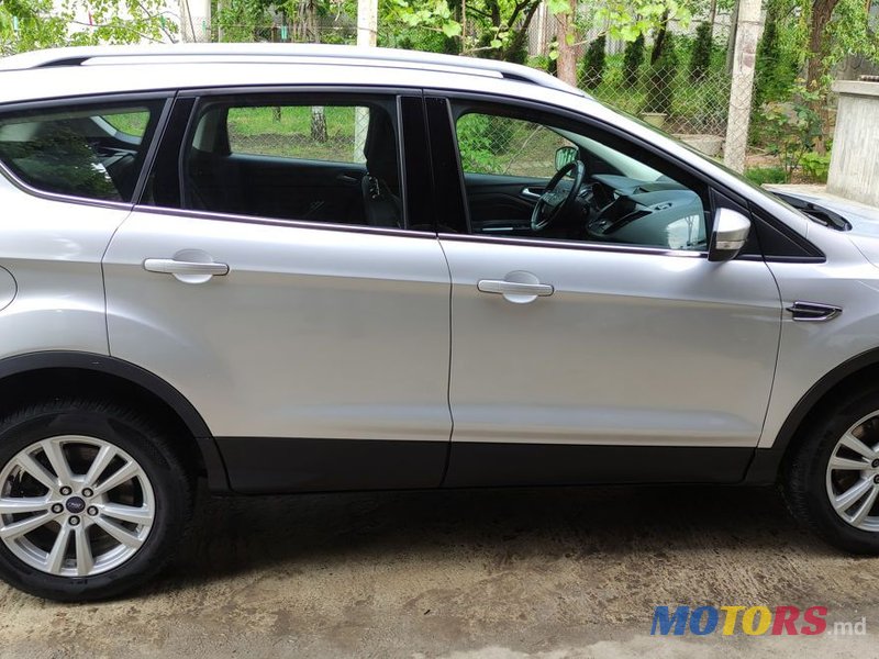 2017' Ford Kuga photo #3