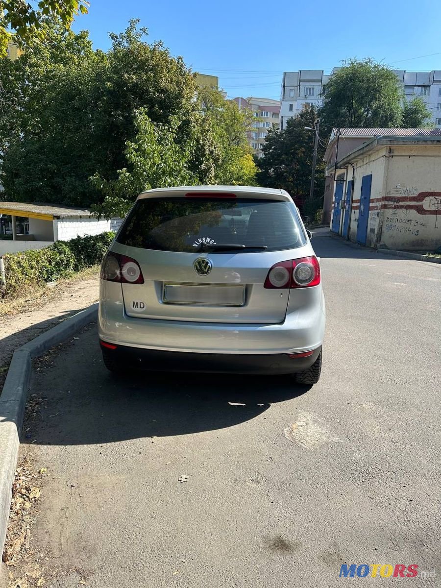 2005' Volkswagen Golf Plus photo #3