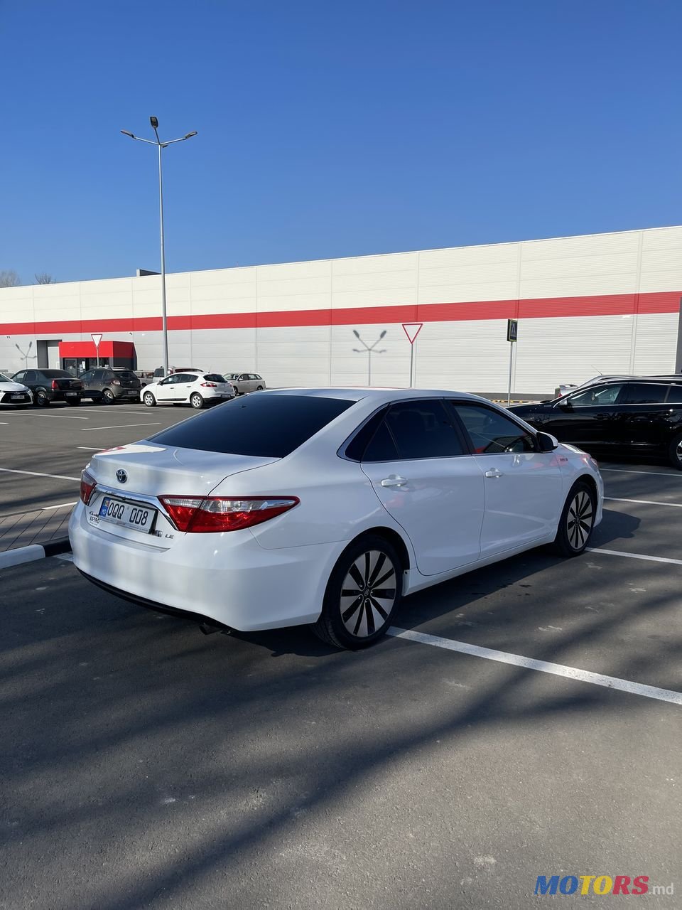 2016' Toyota Camry photo #3