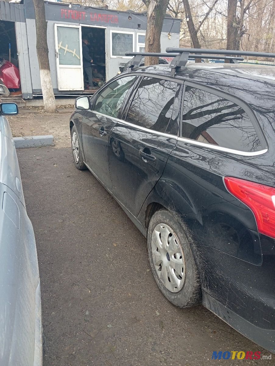 2012' Ford Focus photo #5