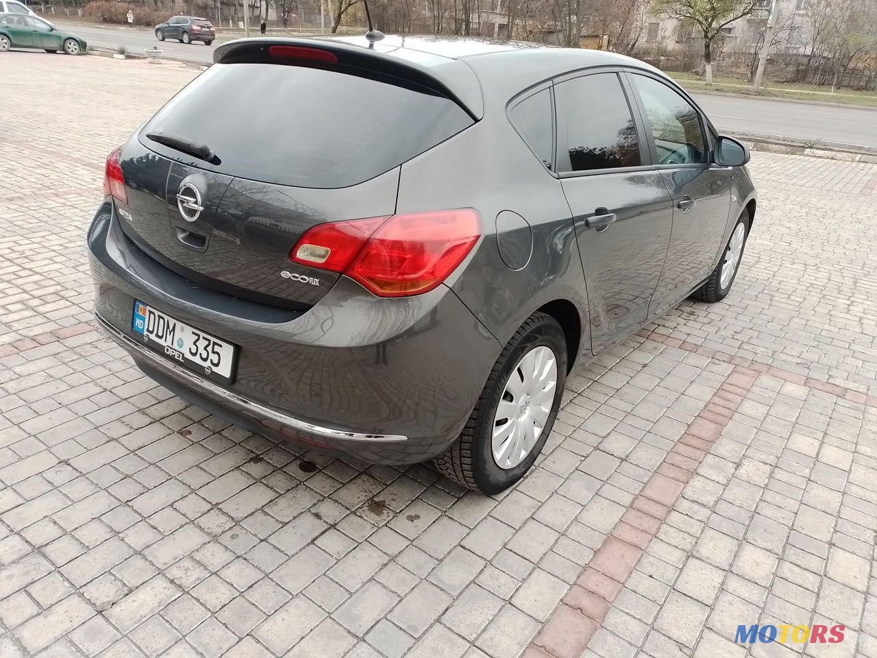 2013' Opel Astra photo #4