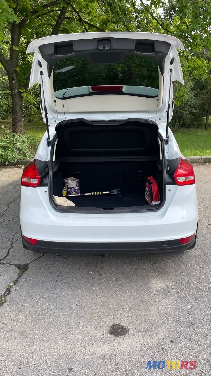 2015' Ford Focus photo #6