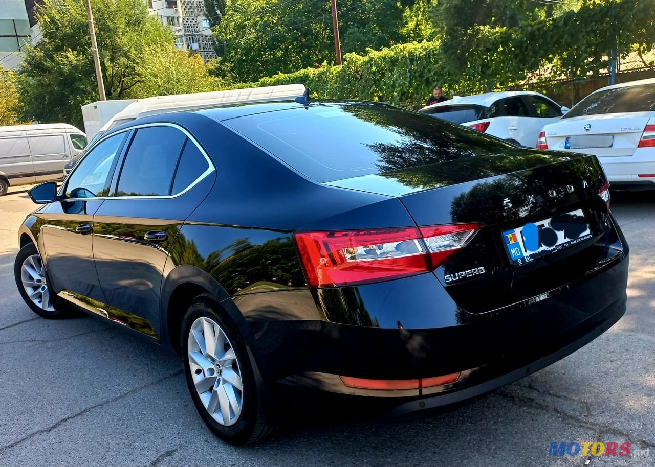 2021' Skoda Superb photo #3