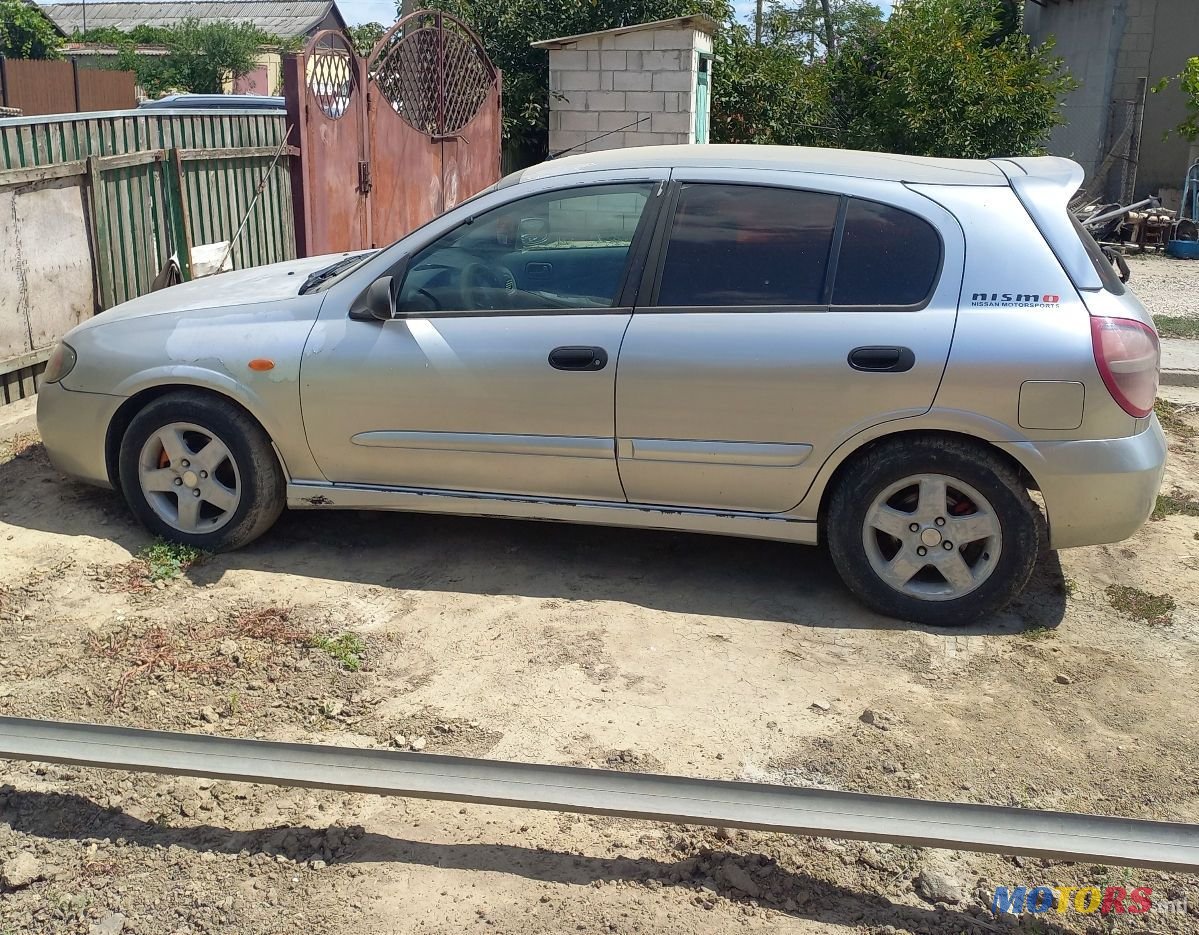 2003' Nissan Almera photo #1