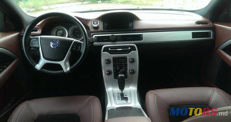 2011' Volvo XC70 photo #1