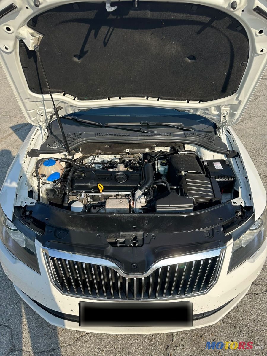 2014' Skoda Superb photo #6