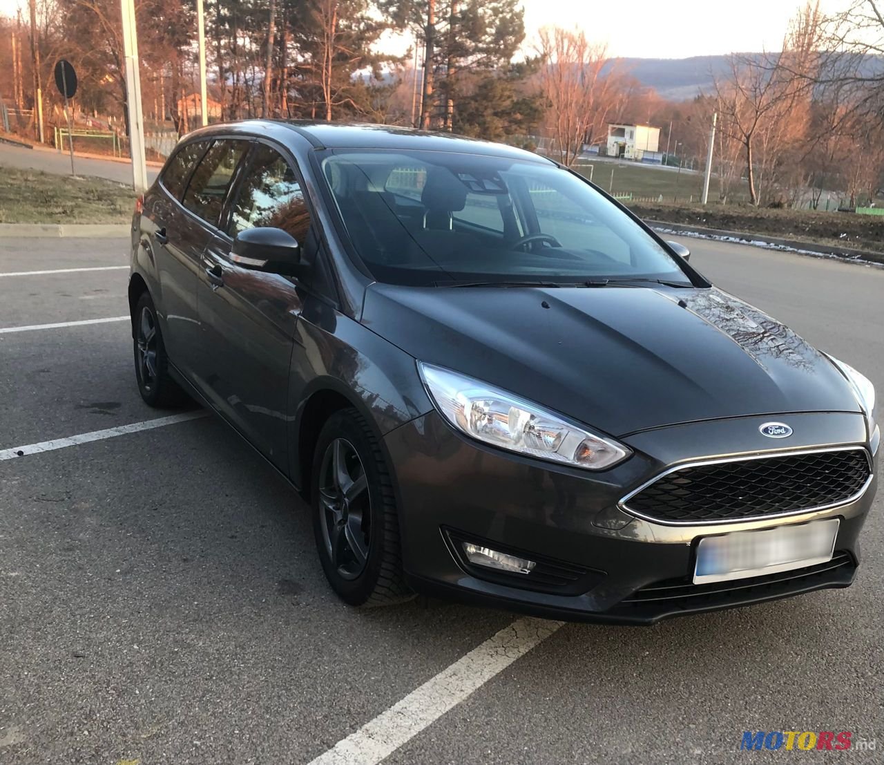 2017' Ford Focus photo #2