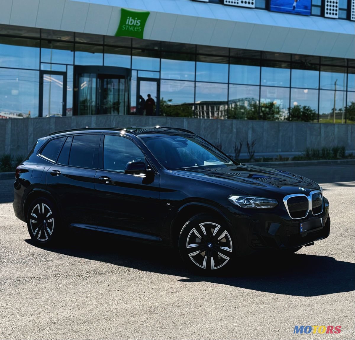 2023' BMW iX3 photo #4
