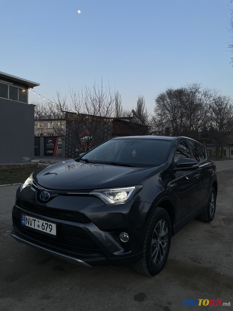 2016' Toyota RAV4 photo #1