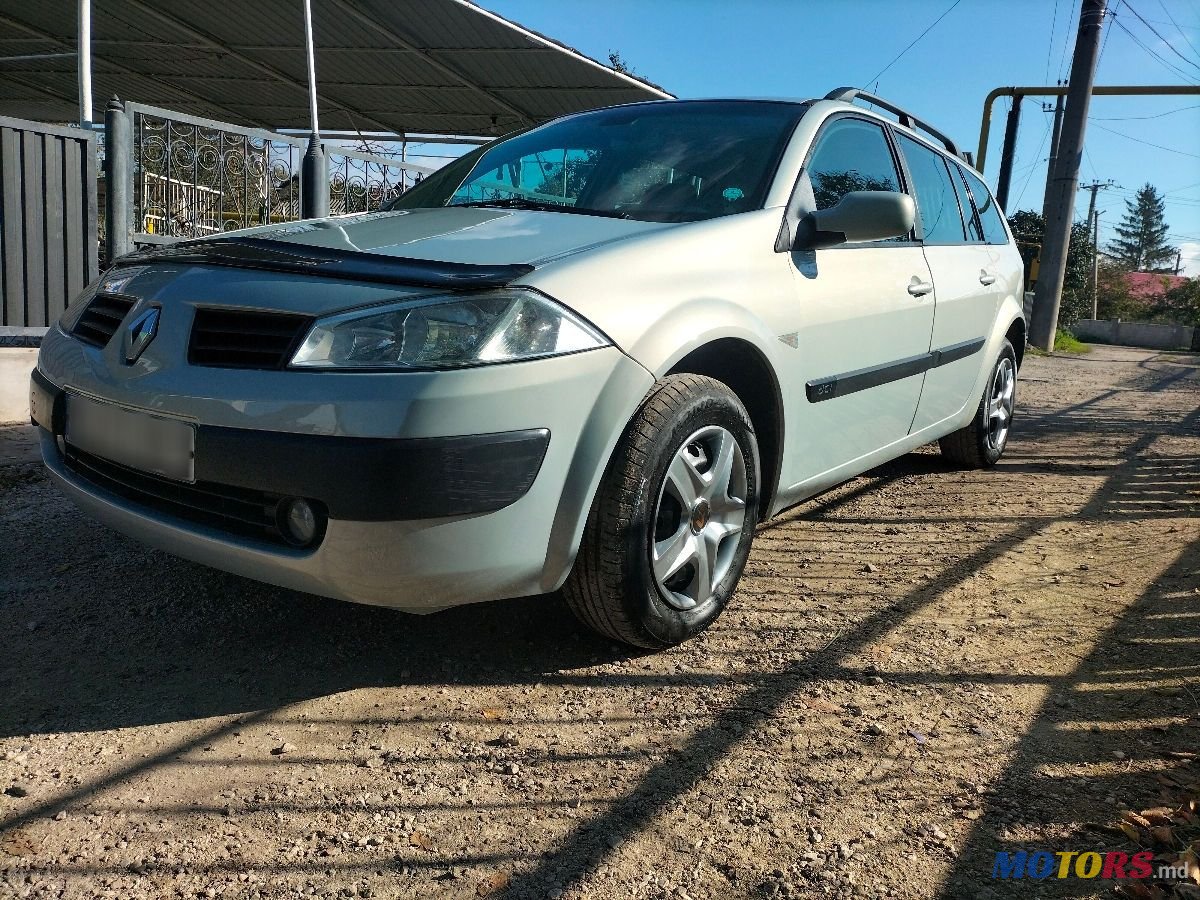 2005' Renault Megane photo #2