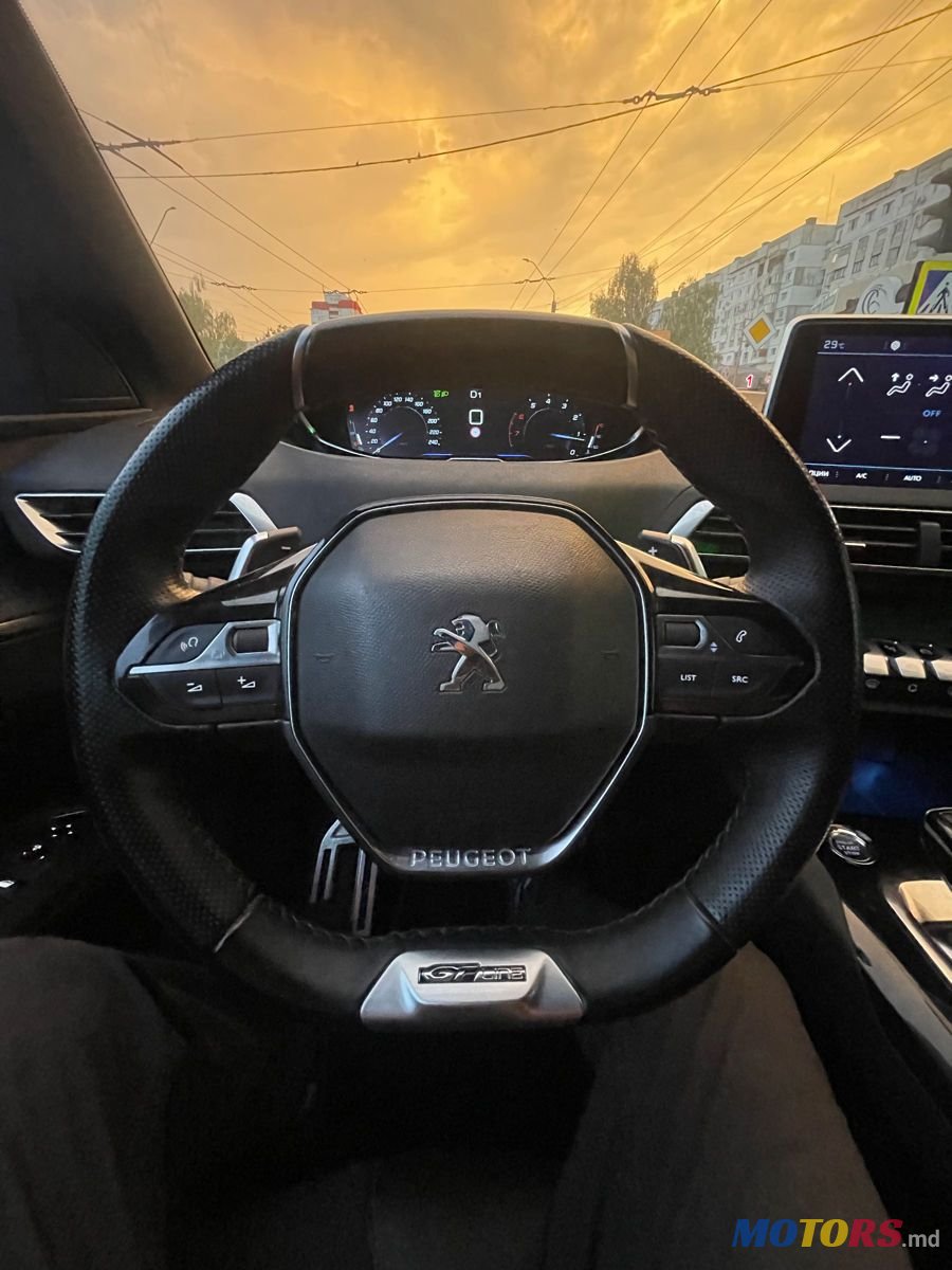 2020' Peugeot 3008 photo #6
