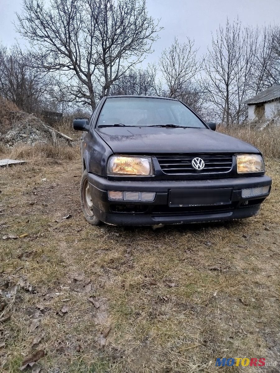 1996' Volkswagen Vento photo #1