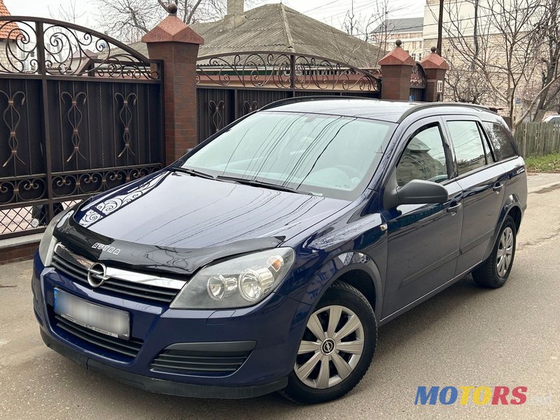 2006' Opel Astra photo #1