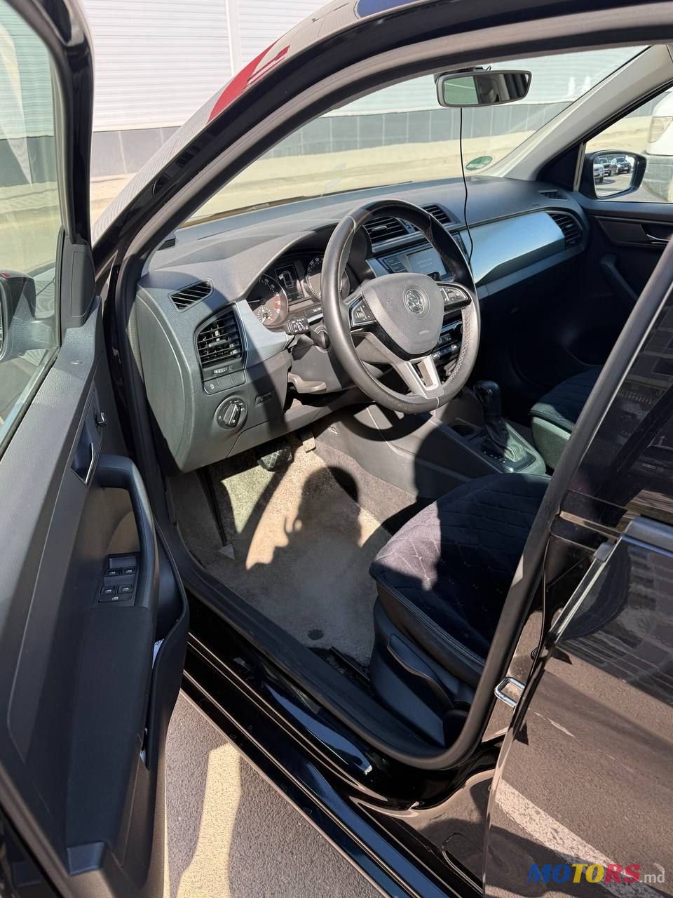 2015' Skoda Fabia photo #3