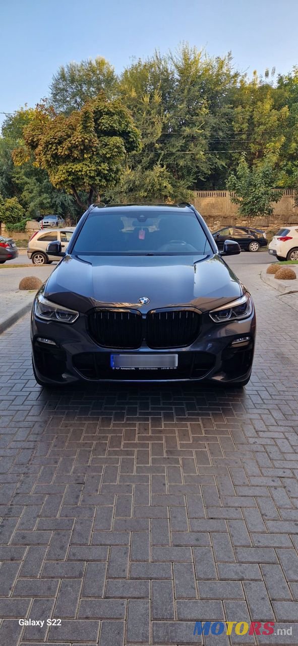 2019' BMW X5 photo #1