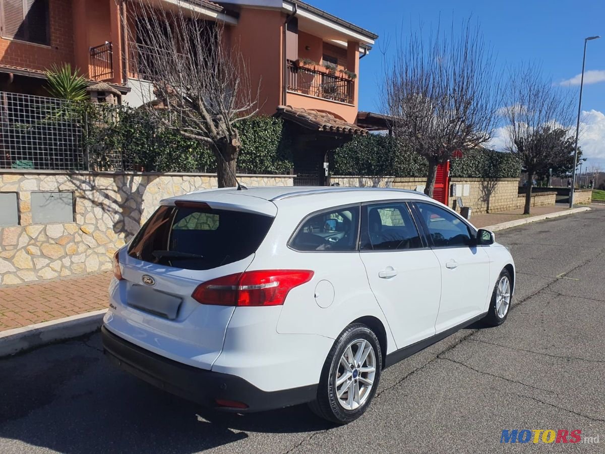 2016' Ford Focus photo #6