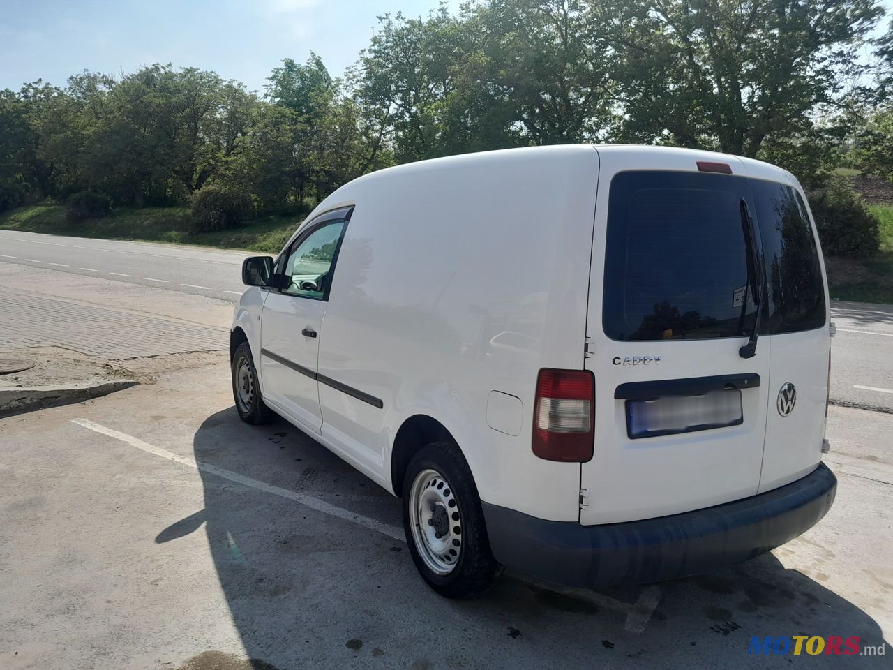 2005' Volkswagen Caddy photo #4