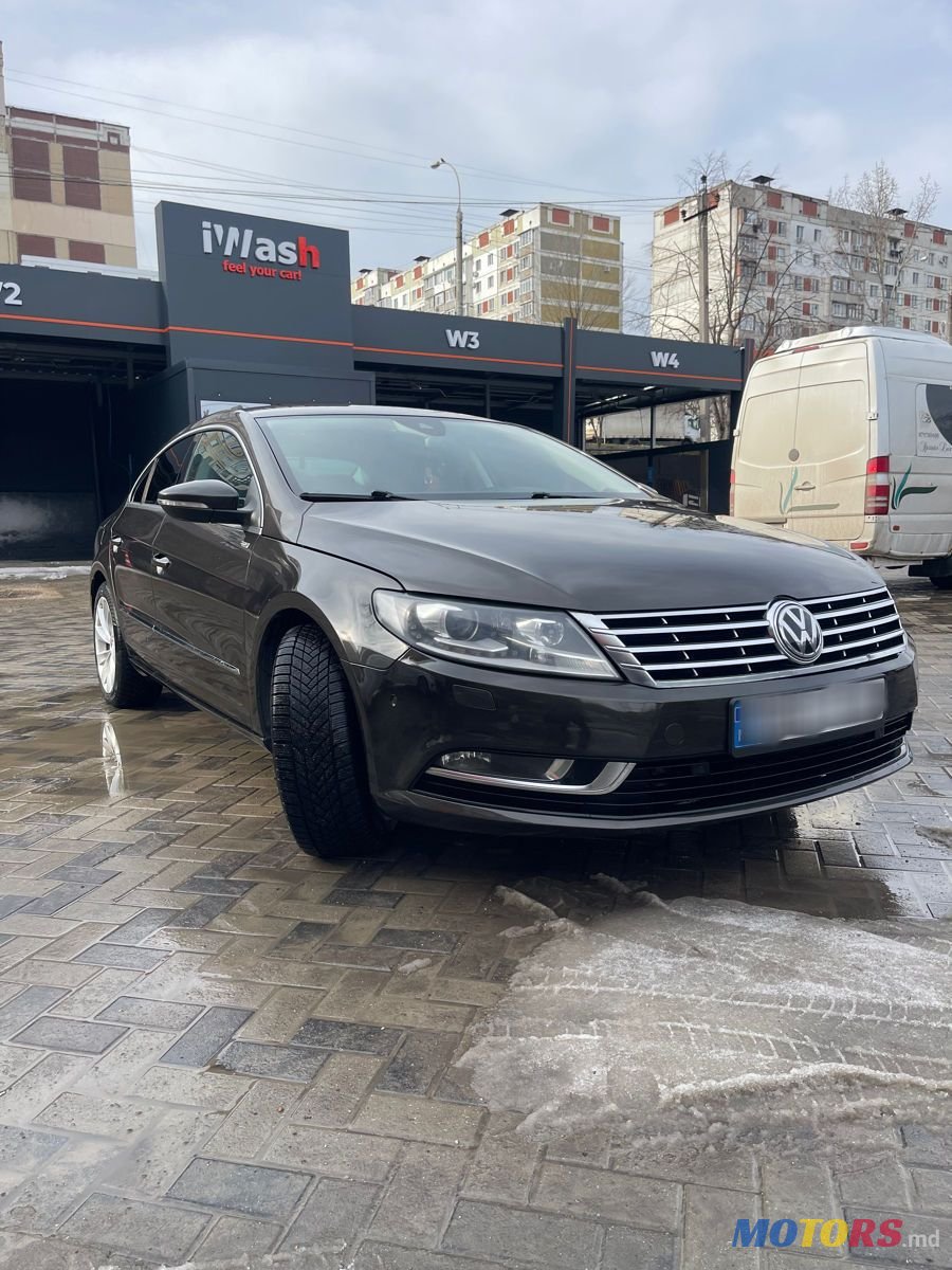 2014' Volkswagen Passat photo #3