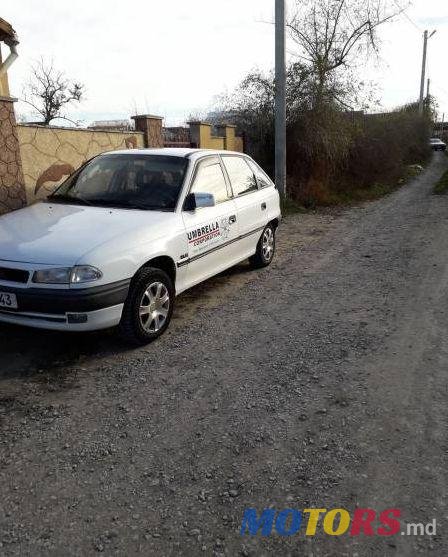 1993' Opel Astra photo #1
