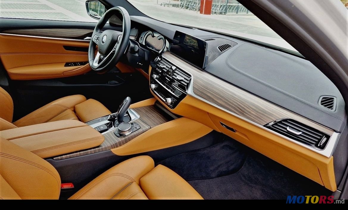 2018' BMW 5 Series photo #5