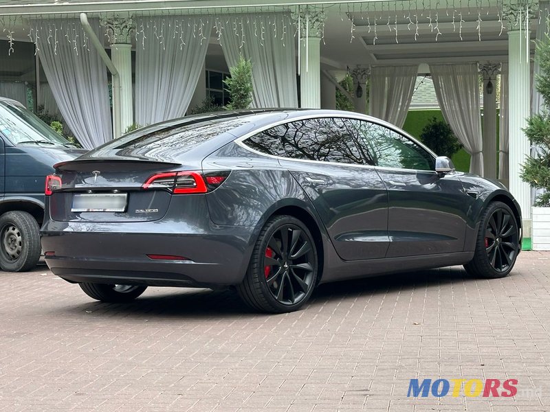 2019' Tesla Model 3 photo #1