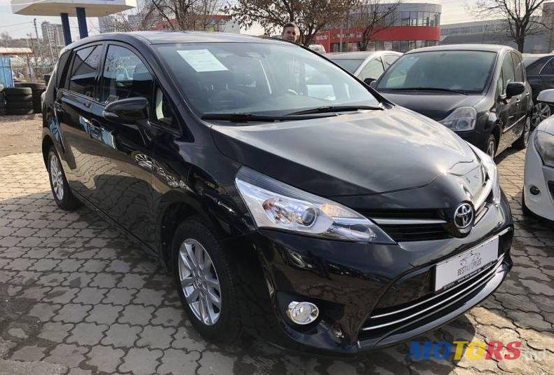 2016' Toyota Verso photo #2