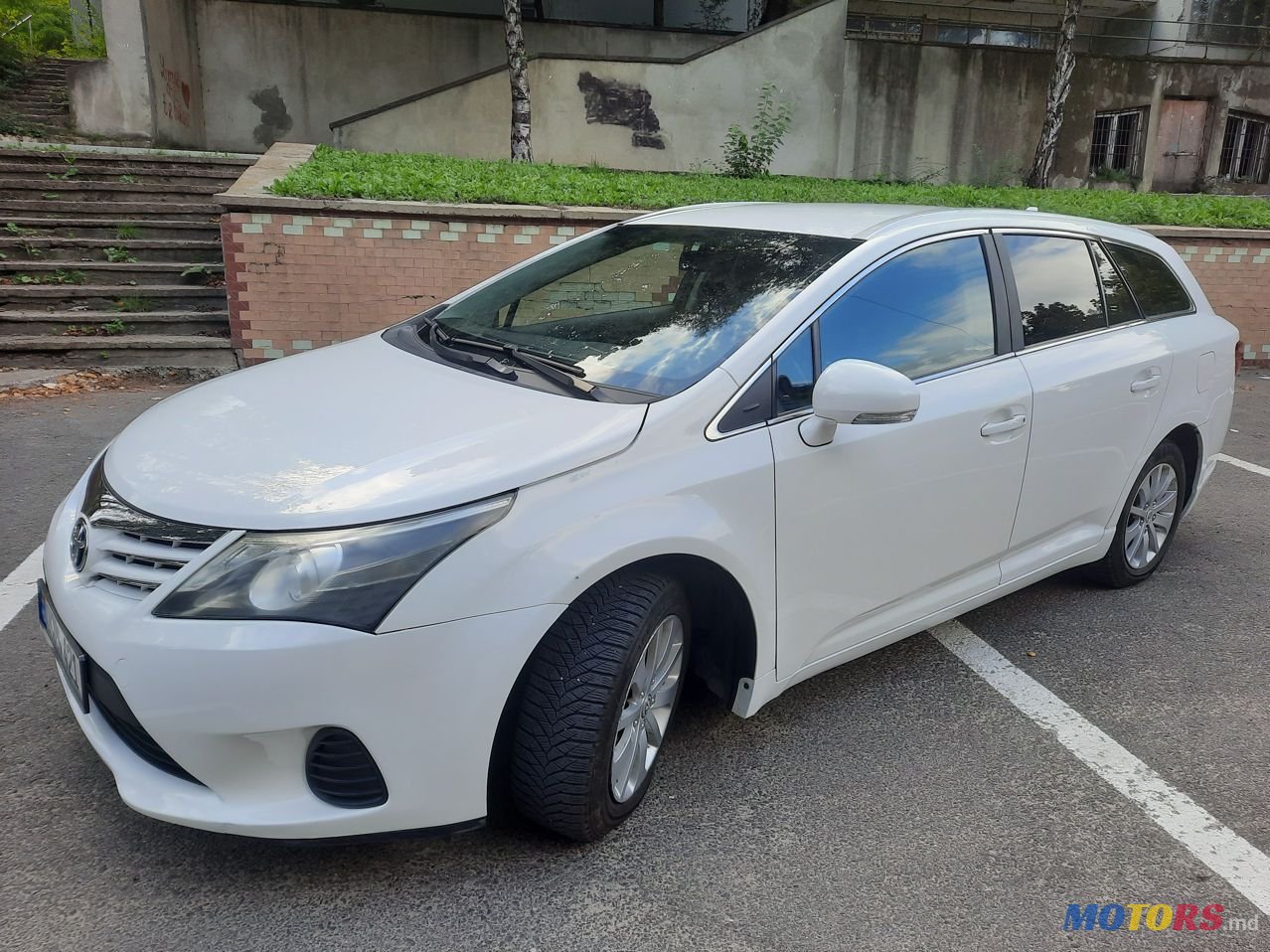 2009' Toyota Avensis photo #2
