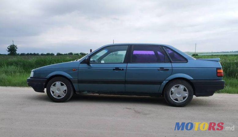 1990' Volkswagen Passat photo #1