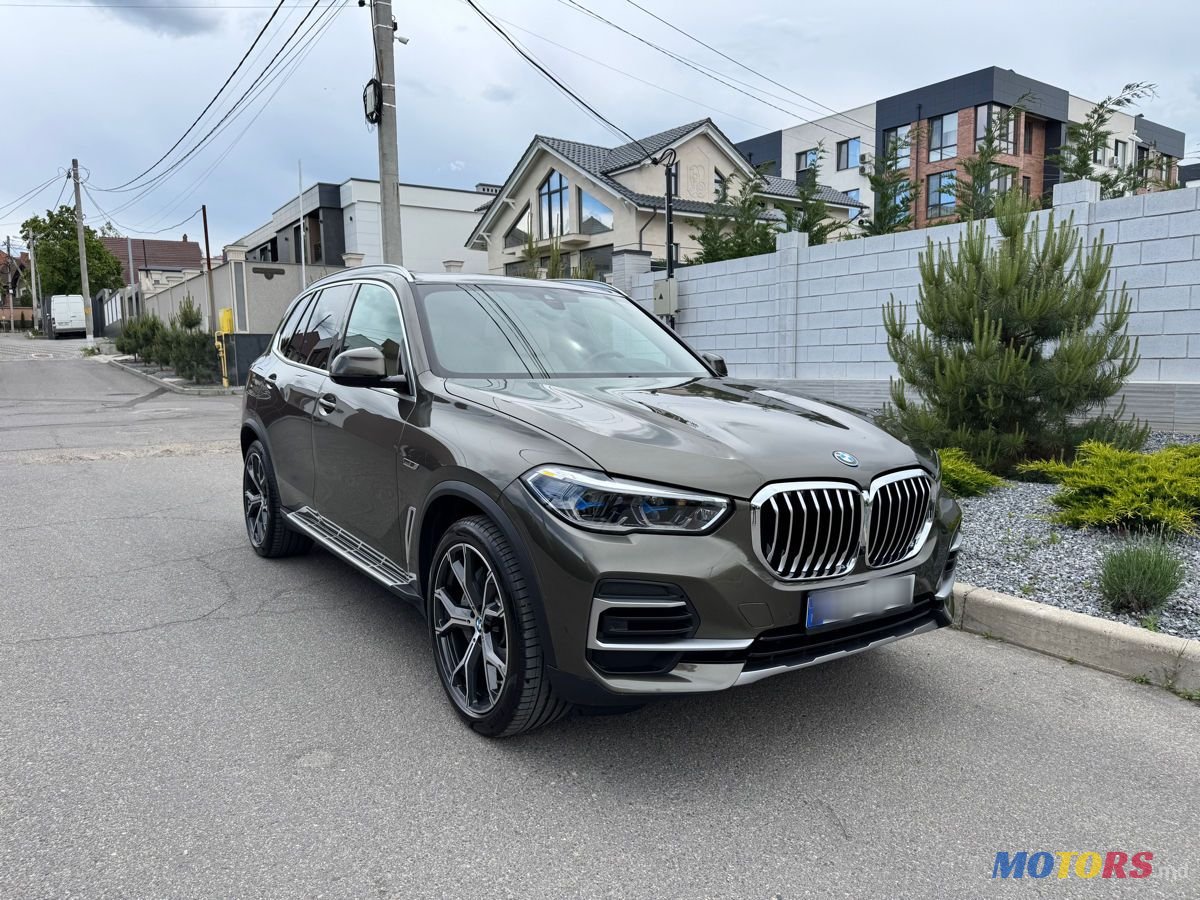 2021' BMW X5 photo #1